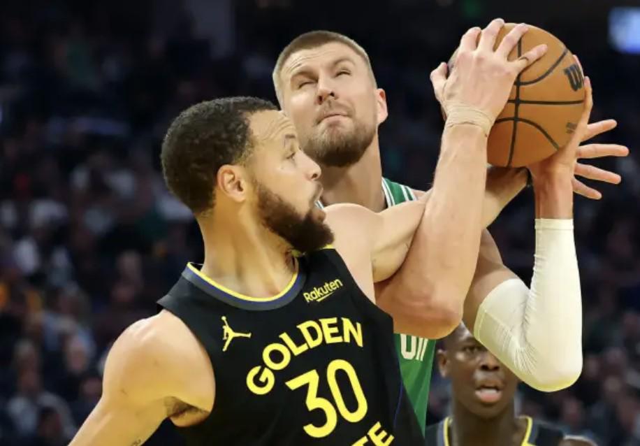 博鱼体育入口-库里：很期待看到健康的波尔津吉斯，他是我们一直寻找的类型