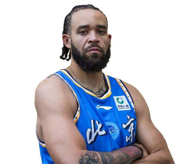 博鱼体育-小试牛刀，麦基加盟北京首秀出场16分钟，12中5取12分6板3助