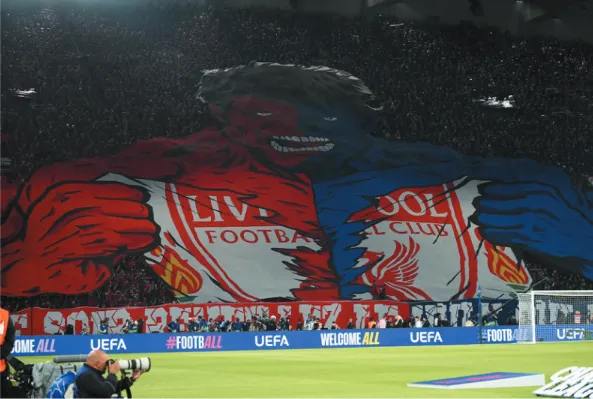 博鱼电竞-巴黎的漫威TIFO由斯坦李设计，利物浦球迷昨晚几乎鸦雀无声